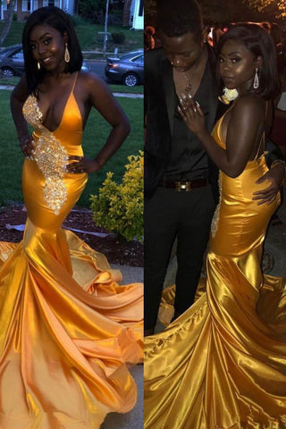 Chic V-Neck Appliques Spaghetti-Strapss Mermaid Lace Prom Dresses