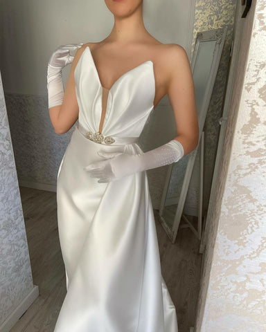 Classy V-neck Sleeveless Evening Party Gowns