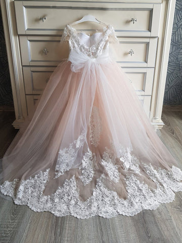 Süße lange Prinzessin Boho Blumenmädchenkleider mit Ärmeln
