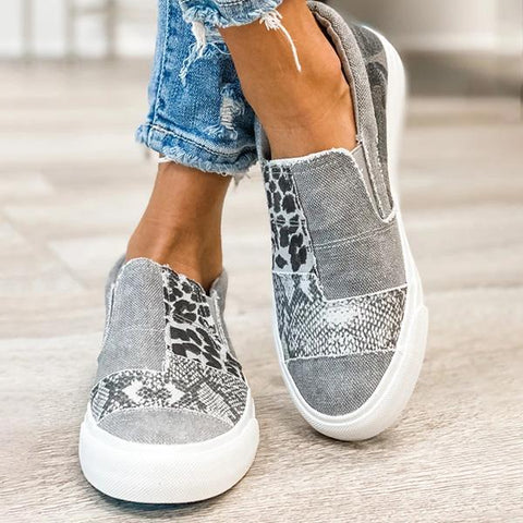 Lässige Slip-on-Plateau-Sneakers mit flachem Absatz und Loafer-Schuhen