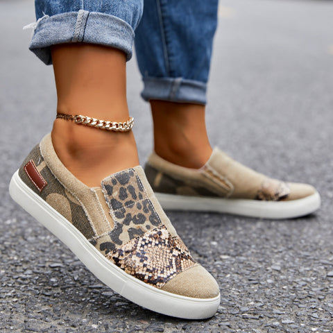 Lässige Slip-on-Plateau-Sneakers mit flachem Absatz und Loafer-Schuhen