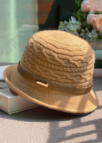 Schicke Glockenmütze aus Strick mit Patchwork-Schärpen in Khaki