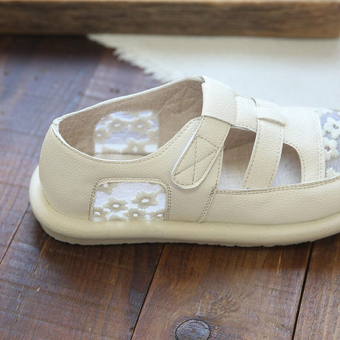 Women Retro Hollow Breathable Casual Sandals