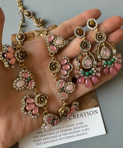 Style Acrylic Collar Necklace And Drop Earrings Two Piece Set
