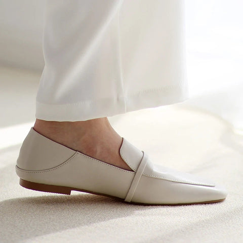 Kuh Leder Karree Frauen Wohnungen Casual Slipper Frauen Schuh Ohne Ferse 2024 Neue Frühling Herbst Maultiere Frau Einfache Weiße Schuhe