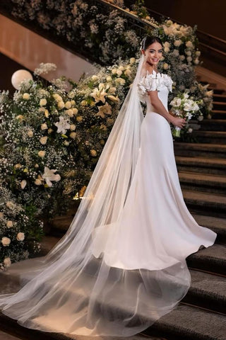 Glamorous Mermaid Off-The-Shoulder Satin Prom Dresses with Flowers