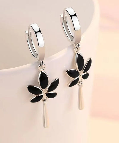Chic Black Sterling Silver Maple Leaf Drop Earrings