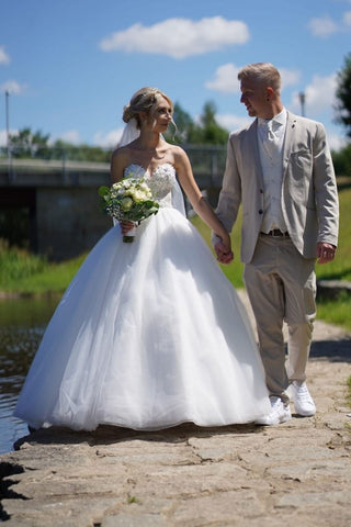 White Princess Wedding Dress Sweetheart Long On Sale