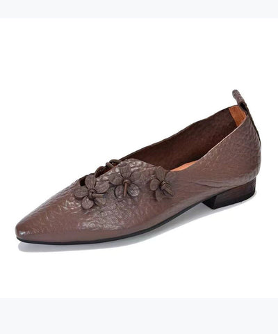 Bequeme flache Schuhe mit spitzer Spitze und Blumenmuster in Schwarz