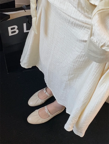 Round Toe Women Loafers 2024 New Arrivals Fashion Casual Low Flat Heeled White Brown Black Red Shallow Slip On Mary Janes 35-39