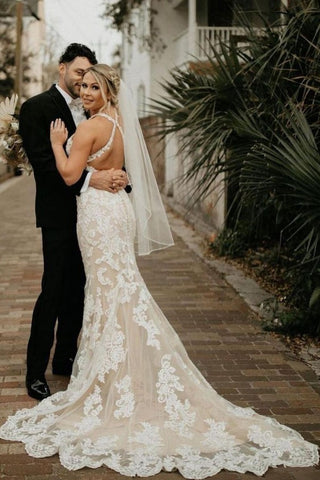 BMbridal Halter Sleeveless Mermaid Wedding Dress With Applqiues Boho Bridal Gown