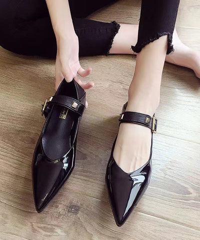 Schwarze flache Füße Schuhe Kunstleder Frauen Spleißen Schnalle Riemen