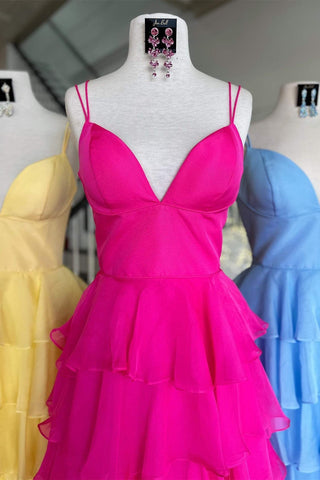 Chiffon-Ballkleid mit V-Ausschnitt, Trägern und Rüschen und Schlitz