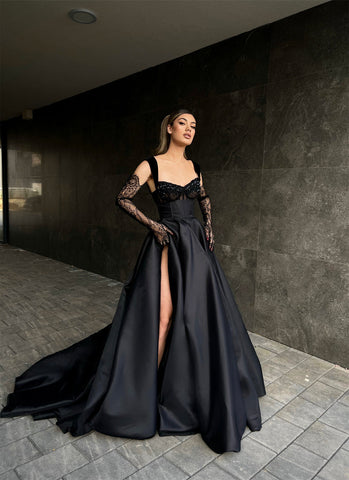 Glamouröse lange schwarze Spitze ärmellose Abendkleider mit langem Schlitz online