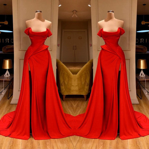 Glamouröses langes rotes Ballkleid mit Schlitz im Angebot, schulterfrei