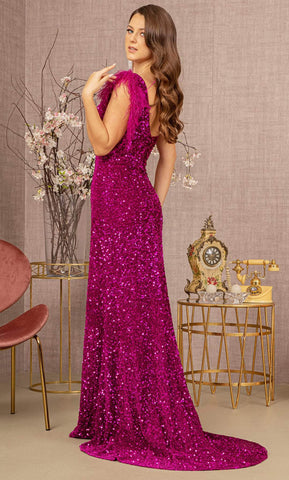 Ballkleid mit Pailletten und einem Ärmel