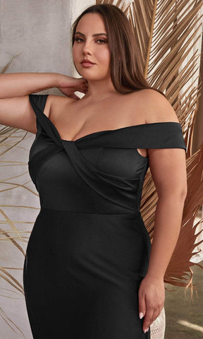 Schulterfreies Ballkleid mit Knoten