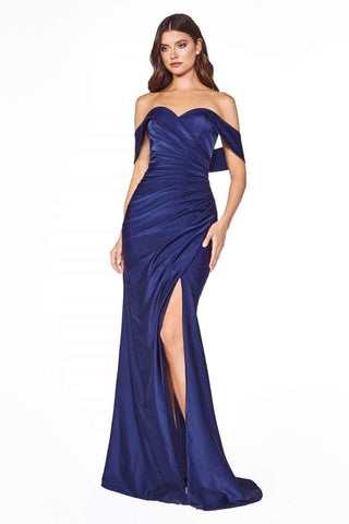 Schulterfreies, figurbetontes, langes Jerseykleid