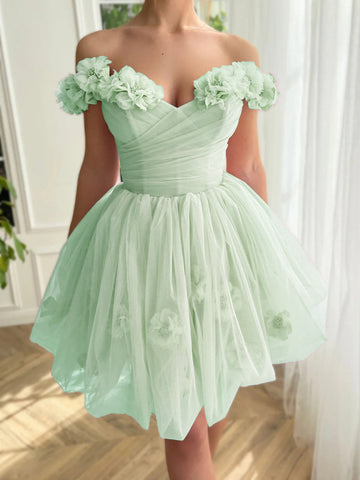Lilafarbenes, trägerloses, kurzes Homecoming-Kleid aus Tüll mit Korsett