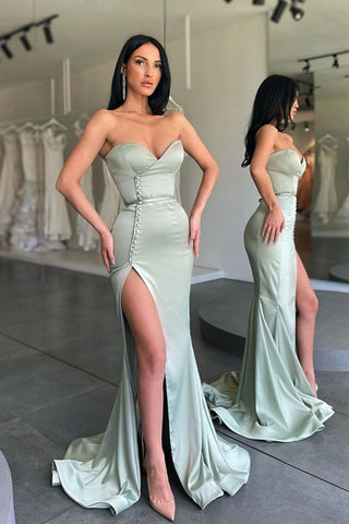 Modernes langes Meerjungfrau-Ballkleid mit seitlichem Schlitz und herzförmigem Ausschnitt