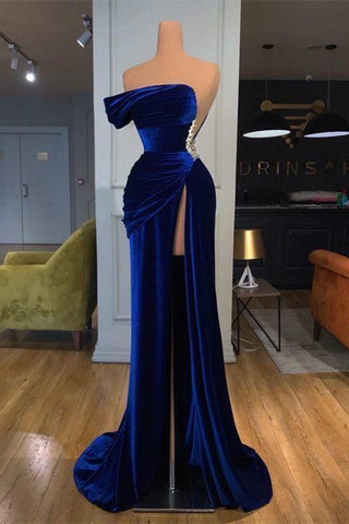 Schulterfreies, langes Meerjungfrauen-Ballkleid mit Schlitz