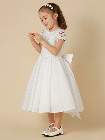 Kurzes A-Linien-Spitzenkleid mit U-Ausschnitt für die Hochzeit, Erstkommunion, Blumenmädchenkleid mit Ärmeln