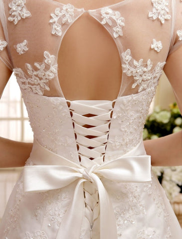 Short Wedding Dresses Ivory Lace Applique Vintage Bridal Dress Illusion Sweetheart Open Back Tea Length Wedding Reception Dresses Exclusive