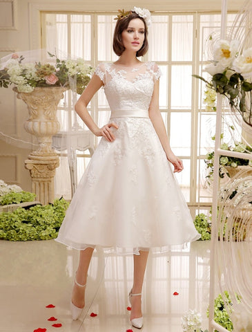 Short Wedding Dresses Ivory Lace Applique Vintage Bridal Dress Illusion Sweetheart Open Back Tea Length Wedding Reception Dresses Exclusive
