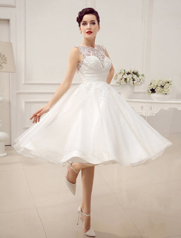 Kurze Brautkleider Vintage 1950er Brautkleid Rückenfrei Spitze Perlenbesatz Plissee Pailletten Illusion Hochzeitsempfangskleid Mit Exklusiv