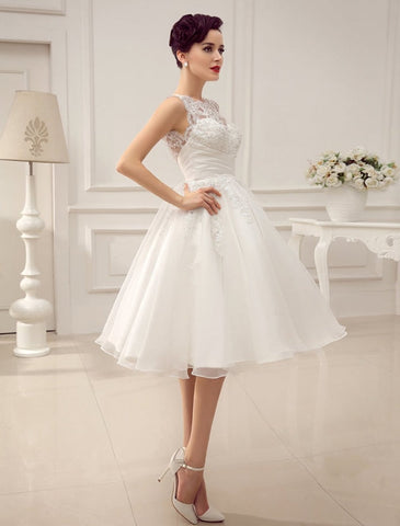 Kurze Brautkleider Vintage 1950er Brautkleid Rückenfrei Spitze Perlenbesatz Plissee Pailletten Illusion Hochzeitsempfangskleid Mit Exklusiv