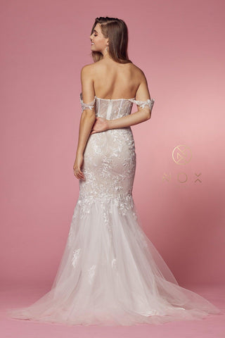 Sleeveless Formal Long Wedding Gown