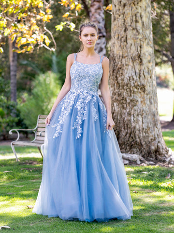 Bodenlanges A-Linien-Ballkleid aus Tüll mit Spitzenapplikationen