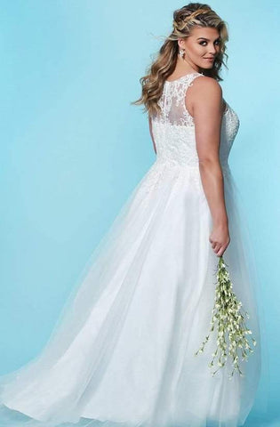 Sydneys Closet Long Plus Size Wedding Dress