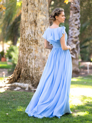 Bodenlanges Chiffonkleid mit asymmetrischem Oberteil und V-Ausschnitt