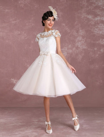 Vintage Brautkleider Kurzes Spitzenapplikation Brautkleid Illusion Schleife Schärpe Brautkleid Exklusiv