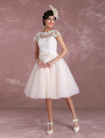 Vintage Brautkleider Kurzes Spitzenapplikation Brautkleid Illusion Schleife Schärpe Brautkleid Exklusiv